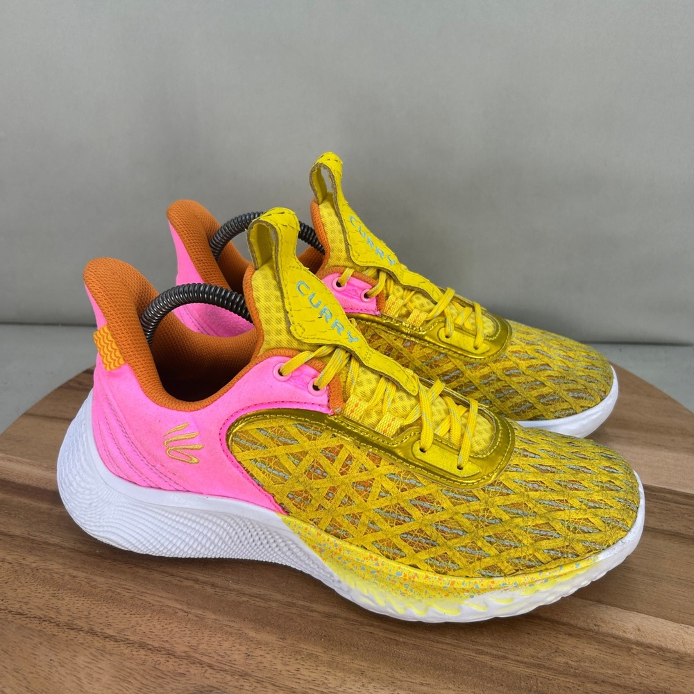 Under Armour Curry Flow 9 Sesame Street Big Bird Yellow Pink Mens 7.5 Womens 9